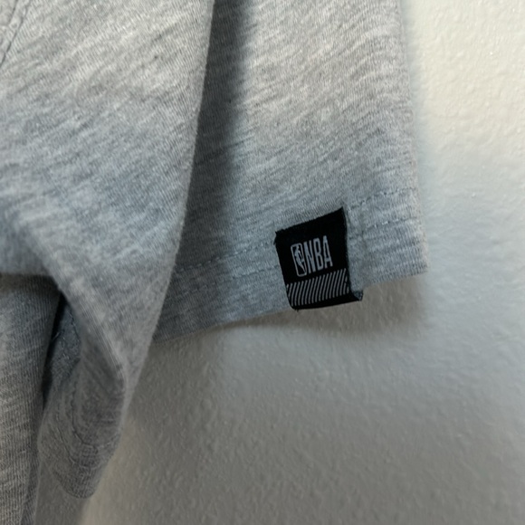 NBA grey t-shirt - Picture 5 of 6
